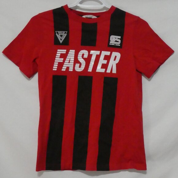 H&M | size 10-12 years | Red and Black Graphic T-Shirt - Picture 1 of 13